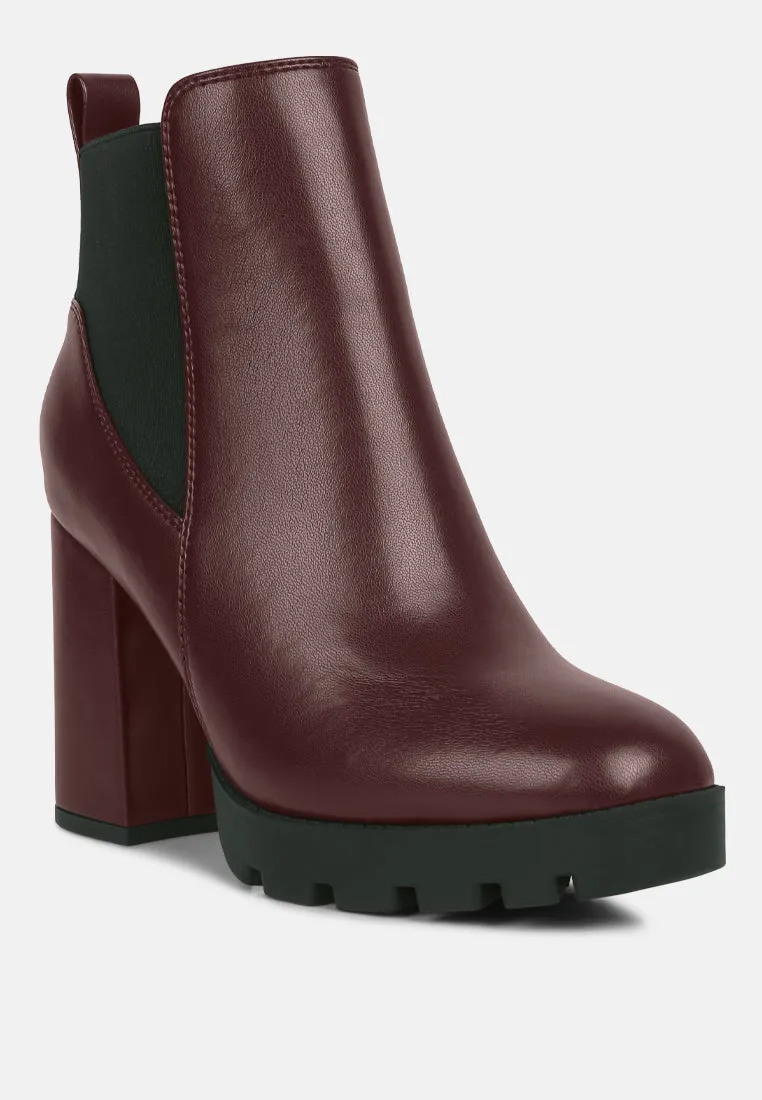bolt block heeled chelsea boots