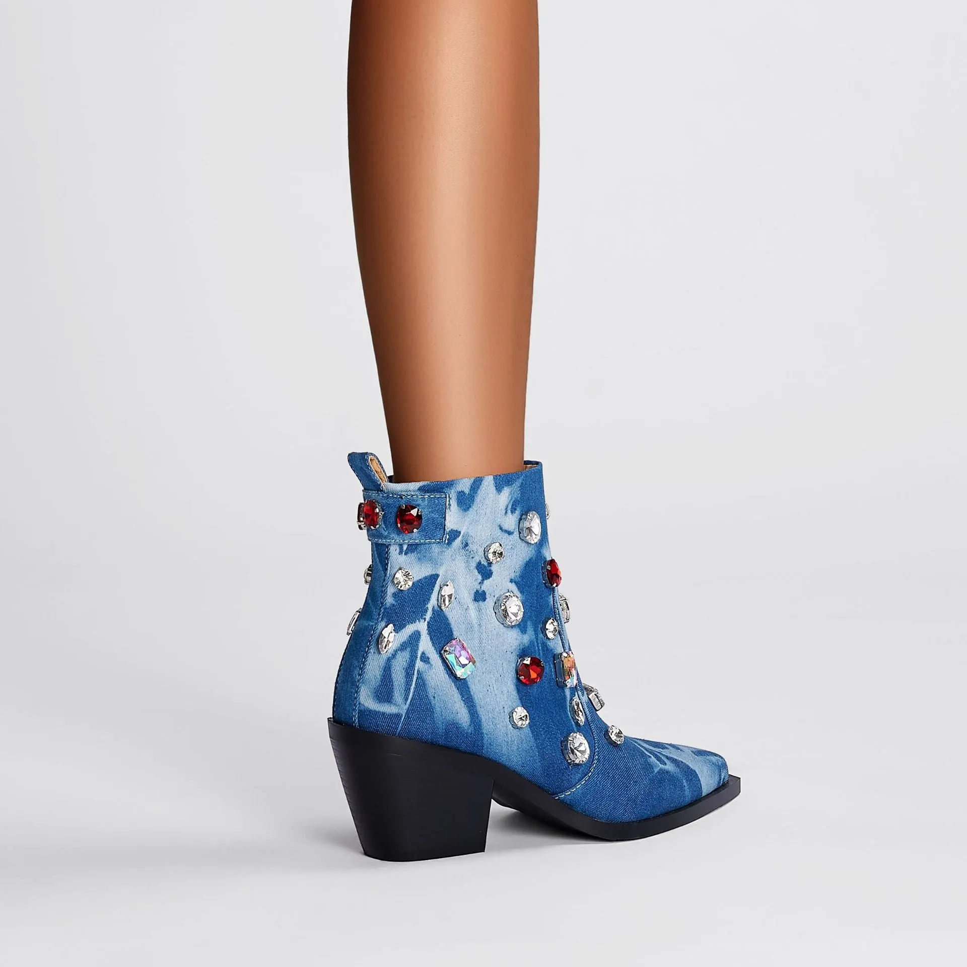 Sparkling Rhinestone-Embellished Cowboy Boots