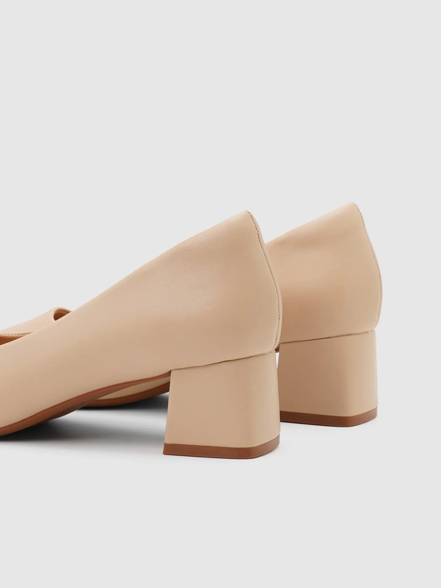 Vecca Heel Pumps
