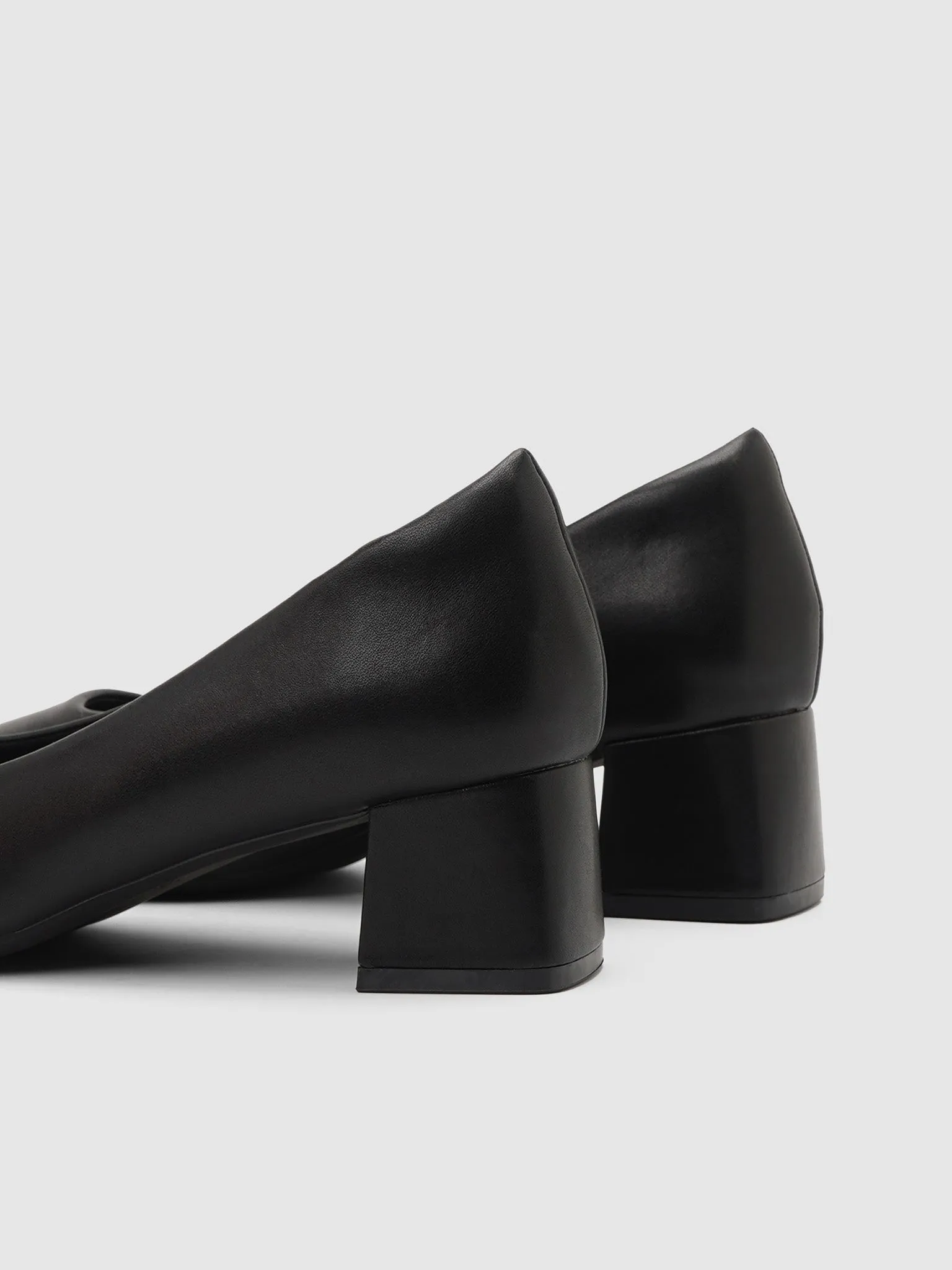 Vecca Heel Pumps