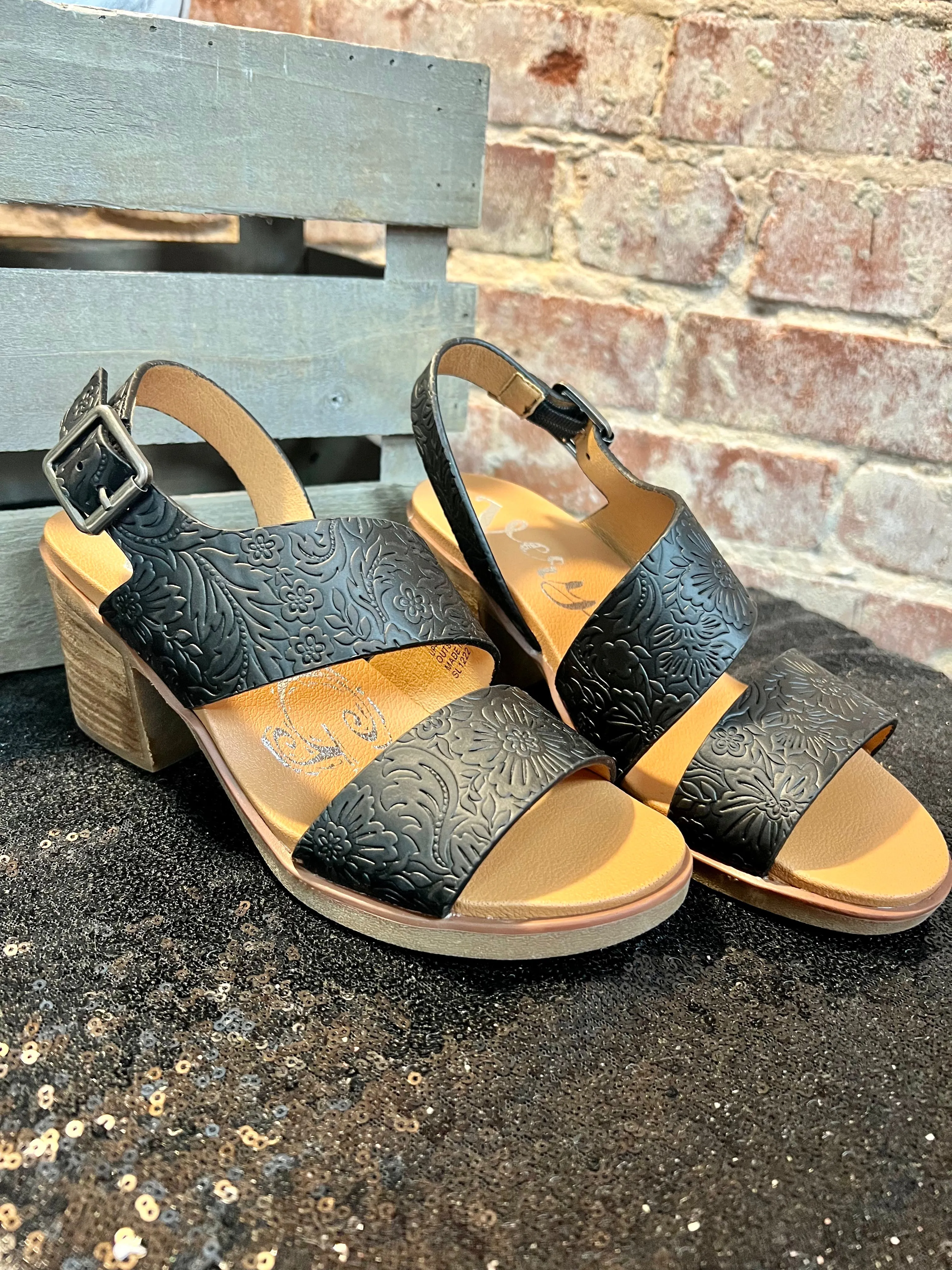 Zarina Heel by Very G